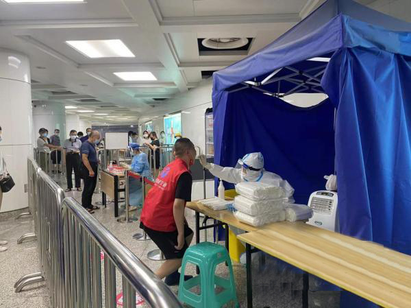 The subway station in Ningbo can also be tested for nucleic acid and is open two times a day 