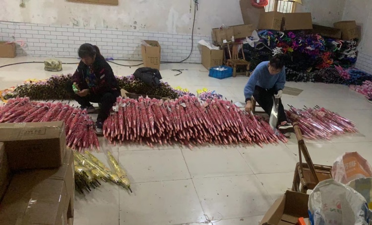 Using Logistics for Shipping Umbrella Orders to Hong Kong Customers