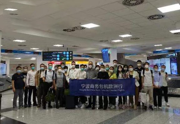 After a 12-hour flight, 36 foreign trade workers arrived safely in Budapest