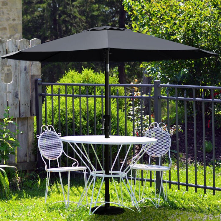 9Ft Crank Market Umbrella